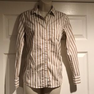 Banana Republic Classic Fit button down EUC